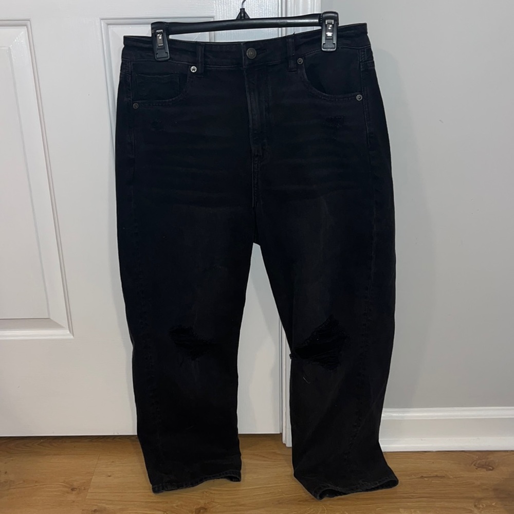 American Eagle Straight Leg Jeans